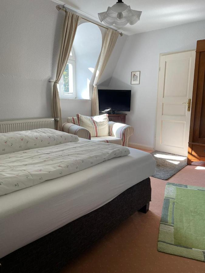 Jagdschloesschen Schwartow Hotel บอยเซนบวร์ก ภายนอก รูปภาพ