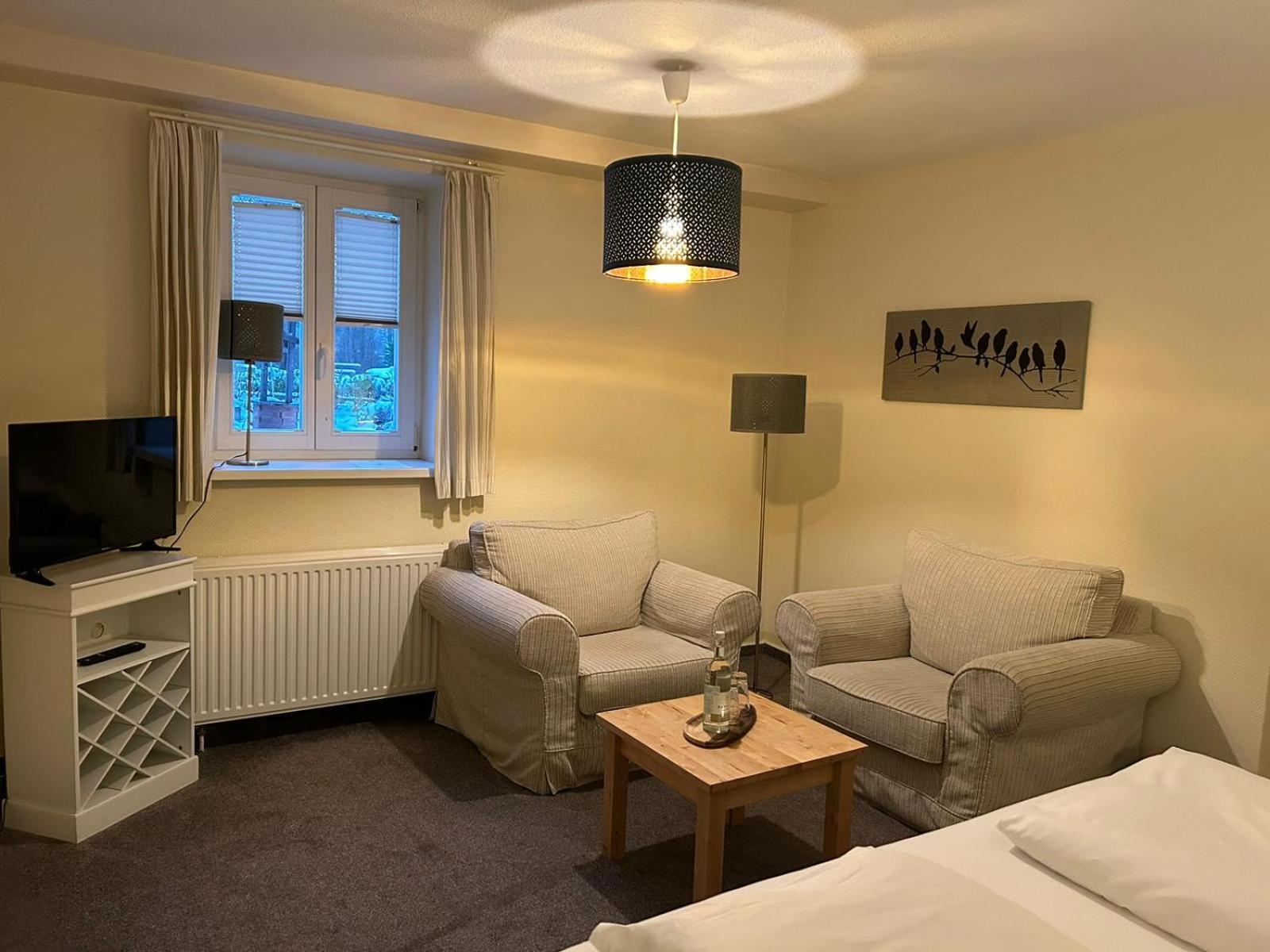 Jagdschloesschen Schwartow Hotel บอยเซนบวร์ก ภายนอก รูปภาพ