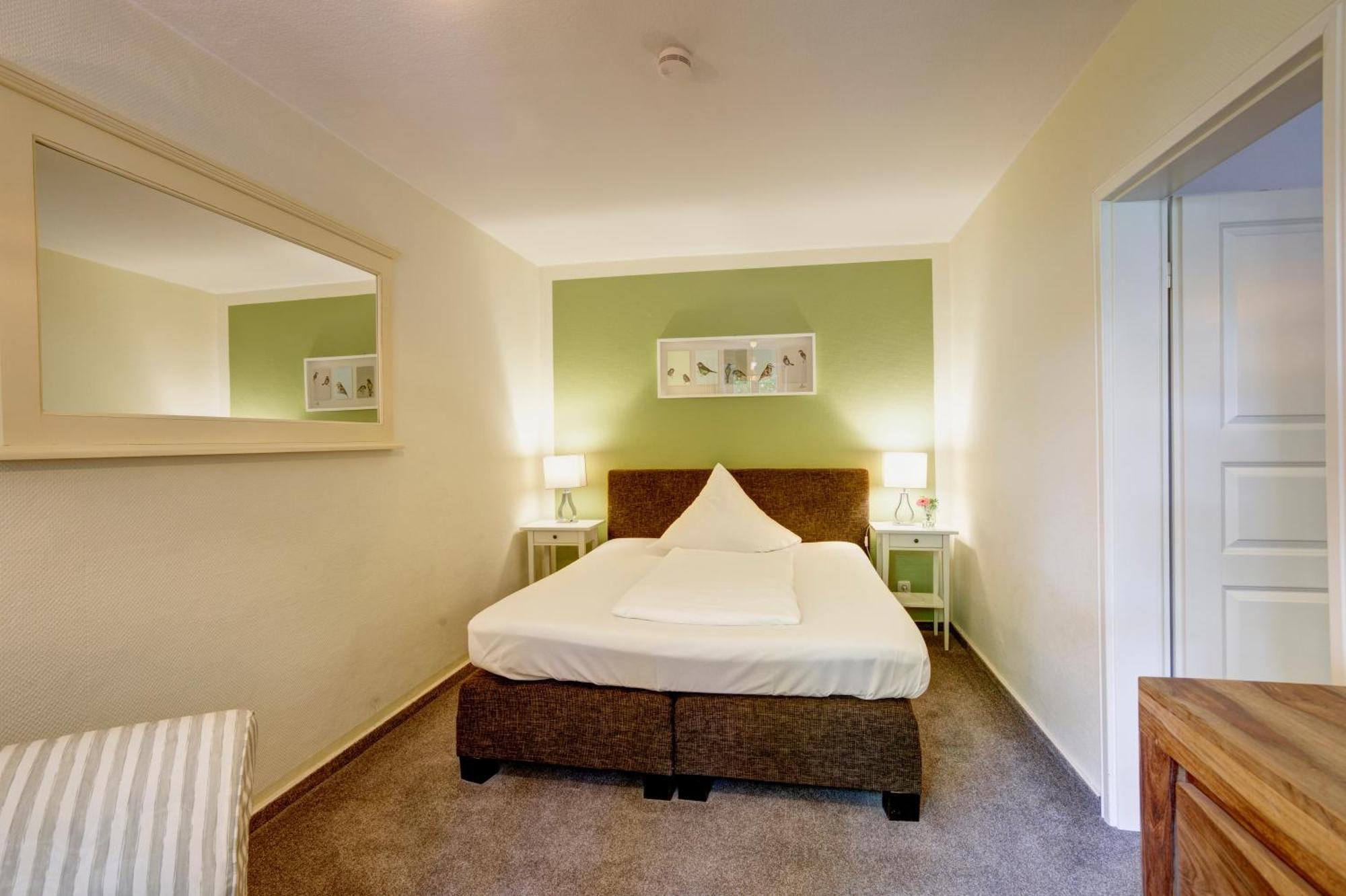 Jagdschloesschen Schwartow Hotel บอยเซนบวร์ก ภายนอก รูปภาพ