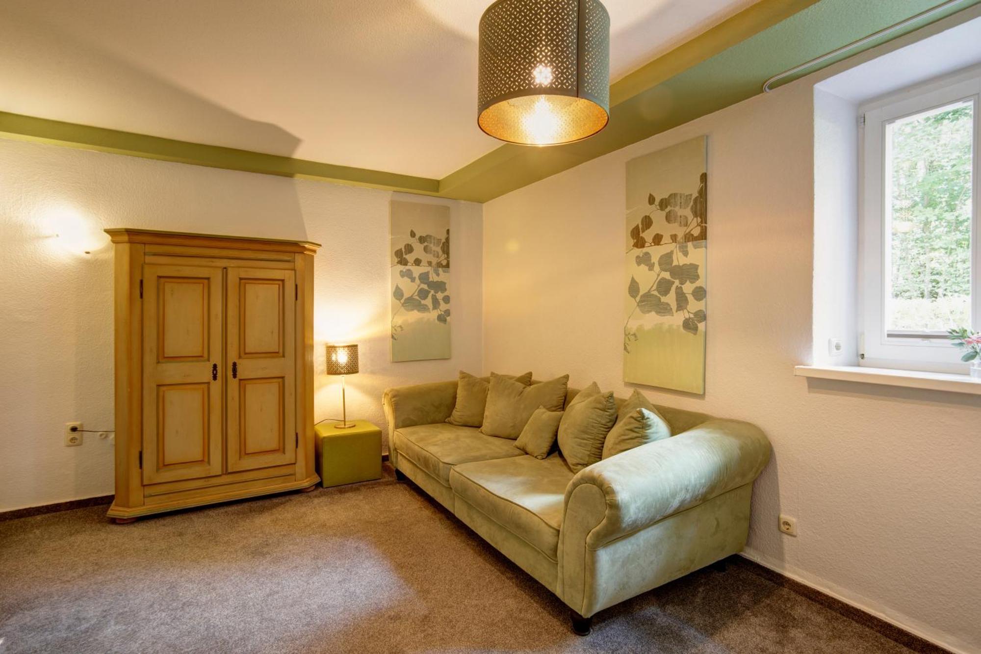 Jagdschloesschen Schwartow Hotel บอยเซนบวร์ก ภายนอก รูปภาพ